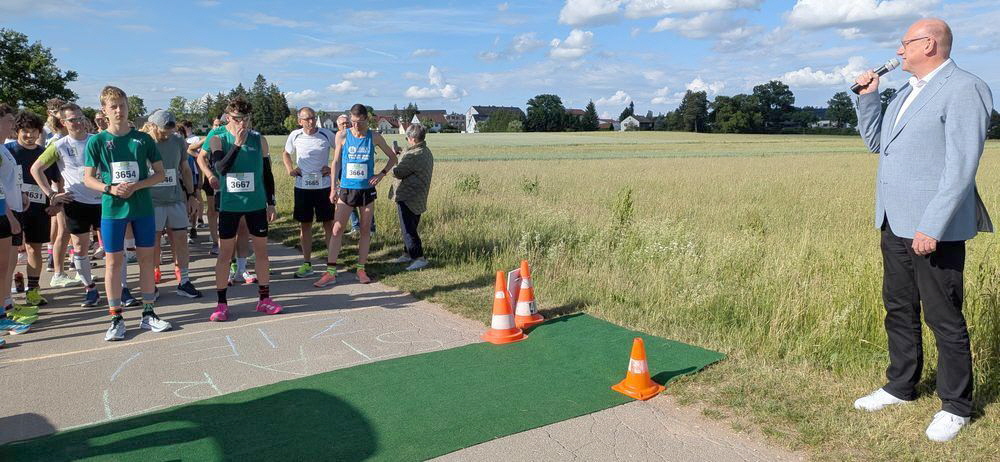Ansprache vor 5 KM durch OB1 Ansprache vor 5 KM durch OB1