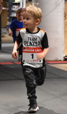230220250038 Fynn Hartmann