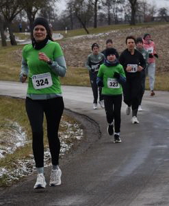 311220250385 Carmen und Marleen Hautum